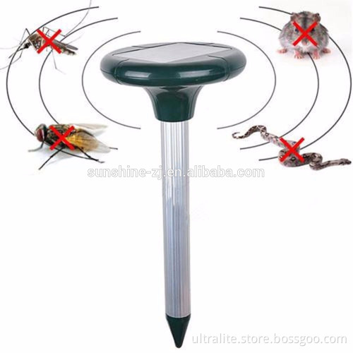 Solar Powered Garden Pest Rodent Rat Snake Repeller
